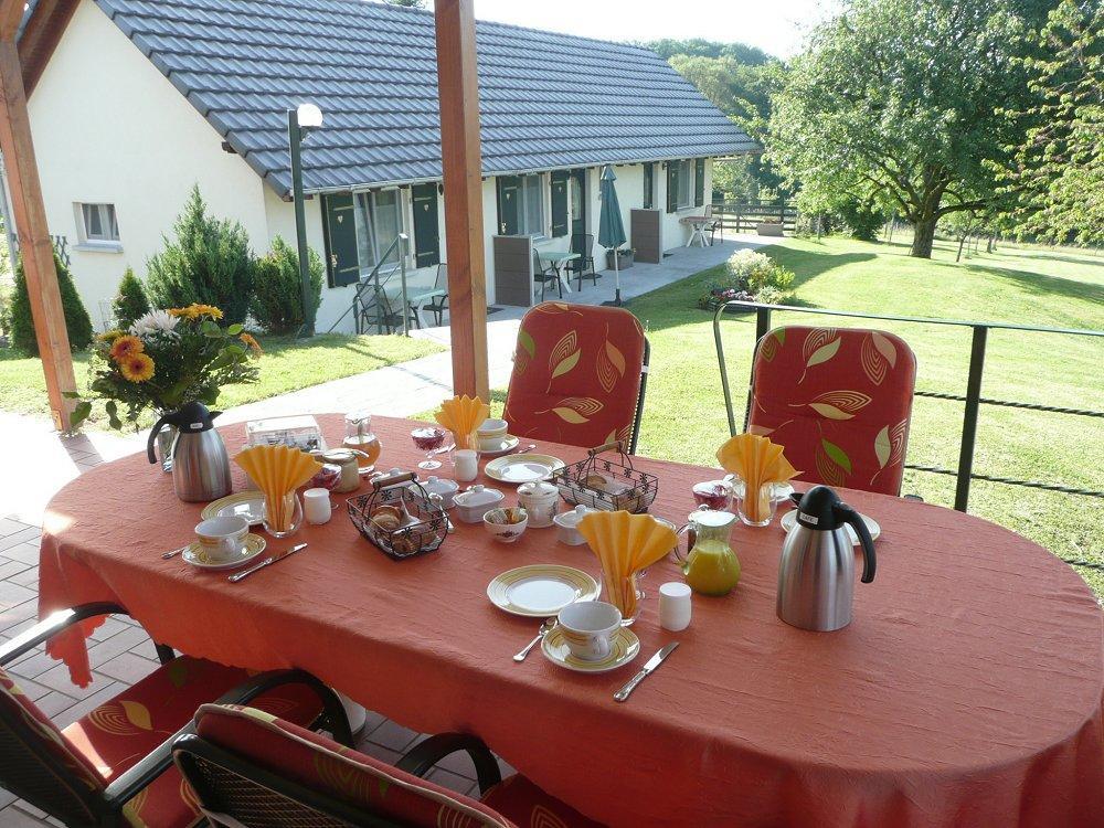 Chez Anny Et Jean Au Mittelbuehl-Reichshoffen Bed & Breakfast Exterior photo